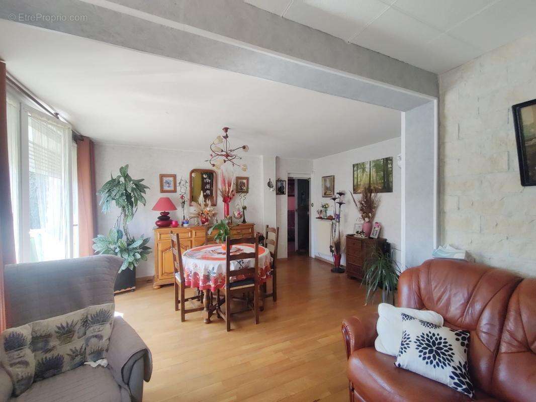 Appartement à LE PETIT-QUEVILLY