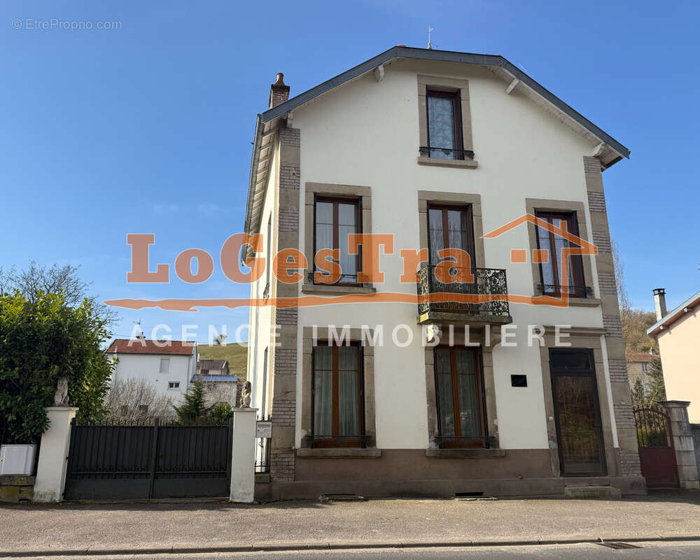 Maison à CONTREXEVILLE