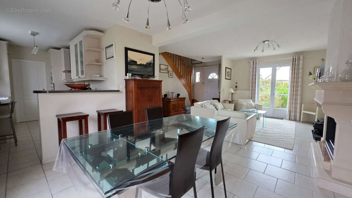 Maison à BALLAN-MIRE