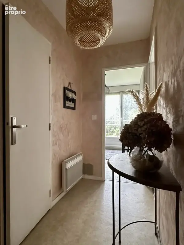 Appartement avec ascenseur -1 chambre- 50 m2-cave et place de parking - photo 12