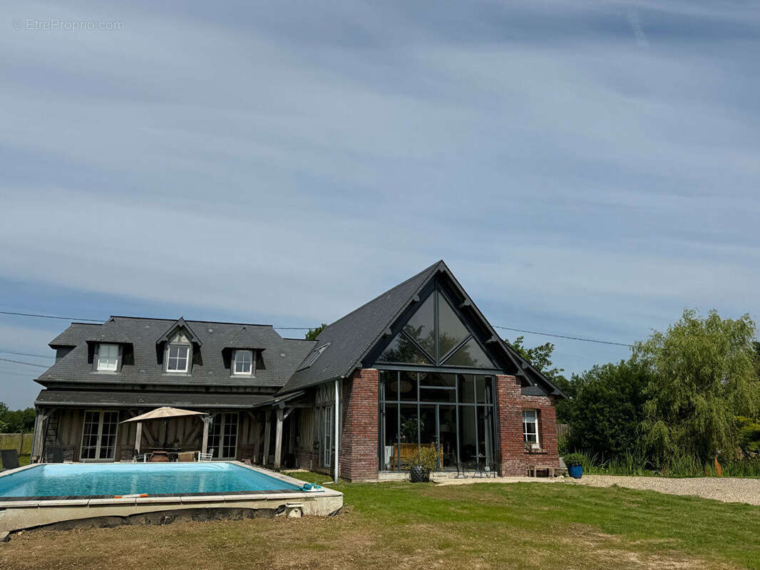 Maison à PONT-L'EVEQUE