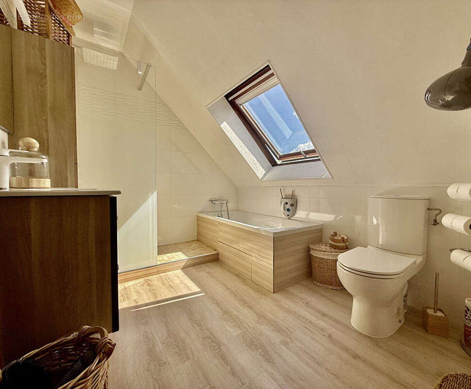 Maison d'environ 120 m2  & 638 m² de terrain - photo 6