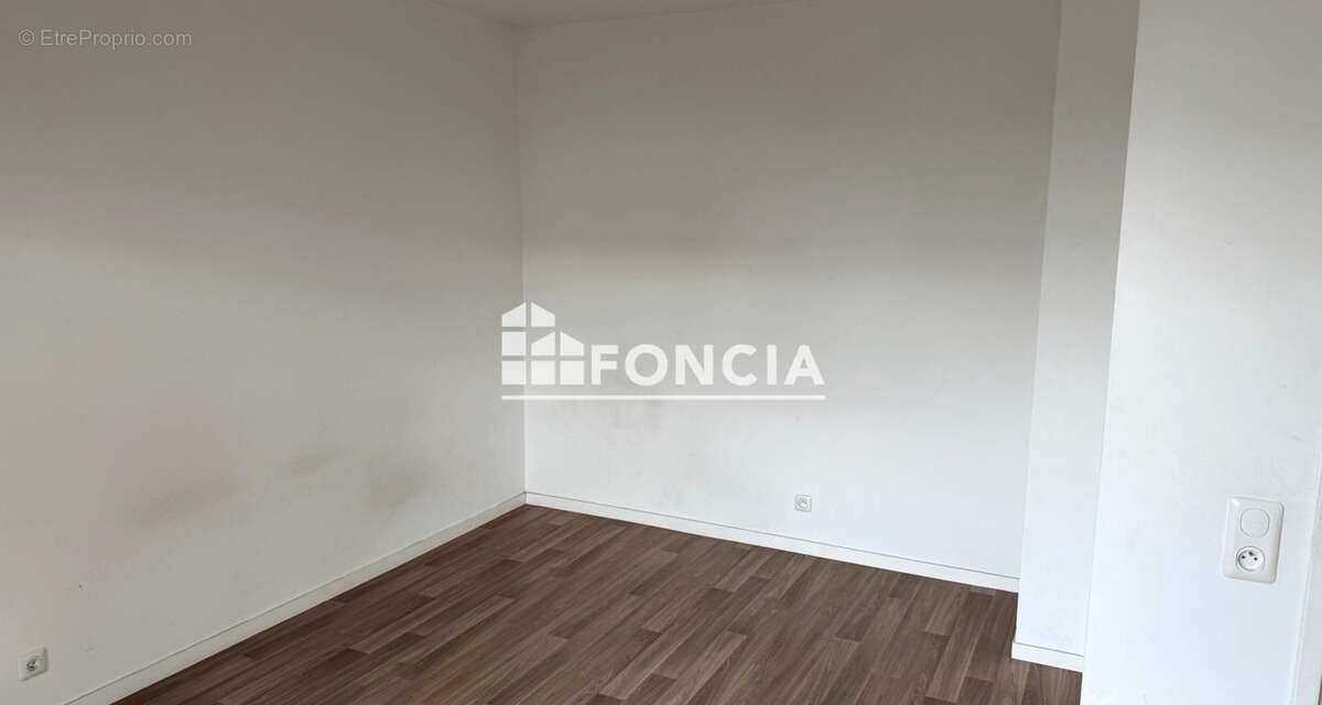 Appartement à AUBERVILLIERS