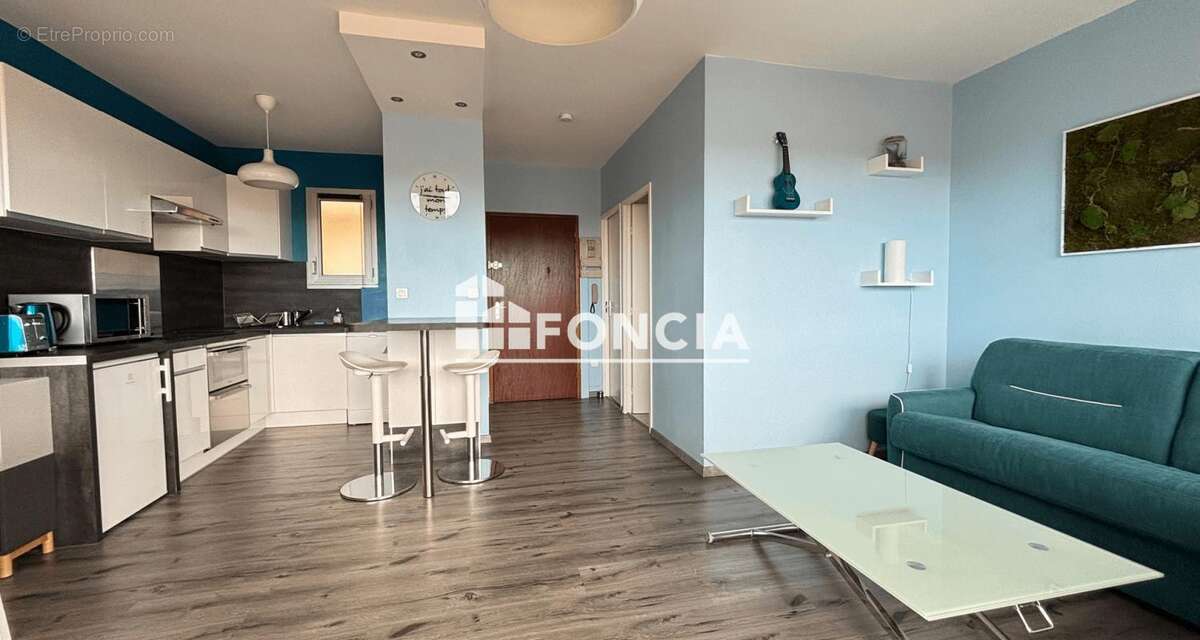 Appartement à MEYZIEU