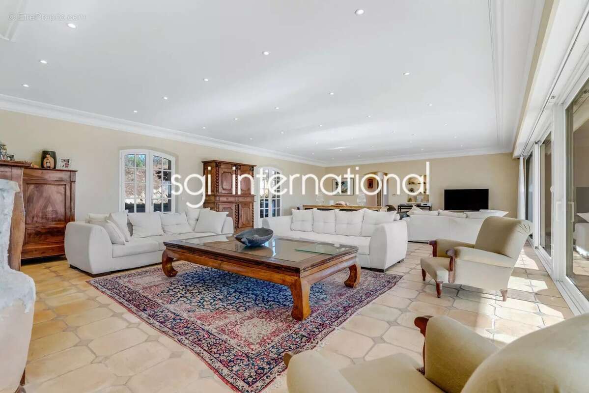 Maison à RAMATUELLE