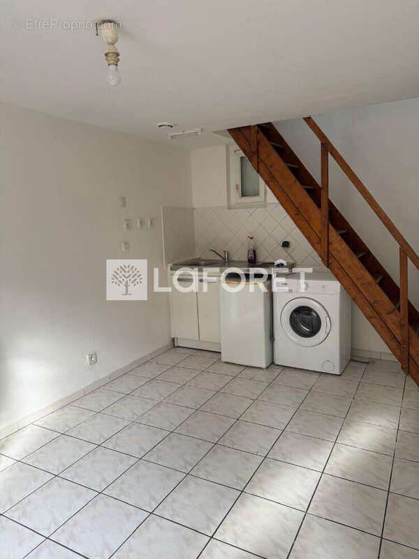 Appartement à MARSEILLE-3E