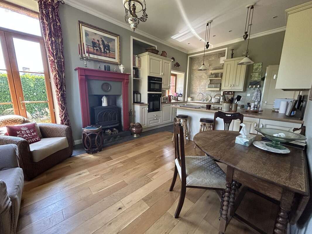 Maison à CERISY-BELLE-ETOILE