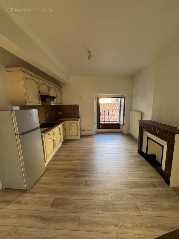Appartement à SAINT-JUST-SAINT-RAMBERT