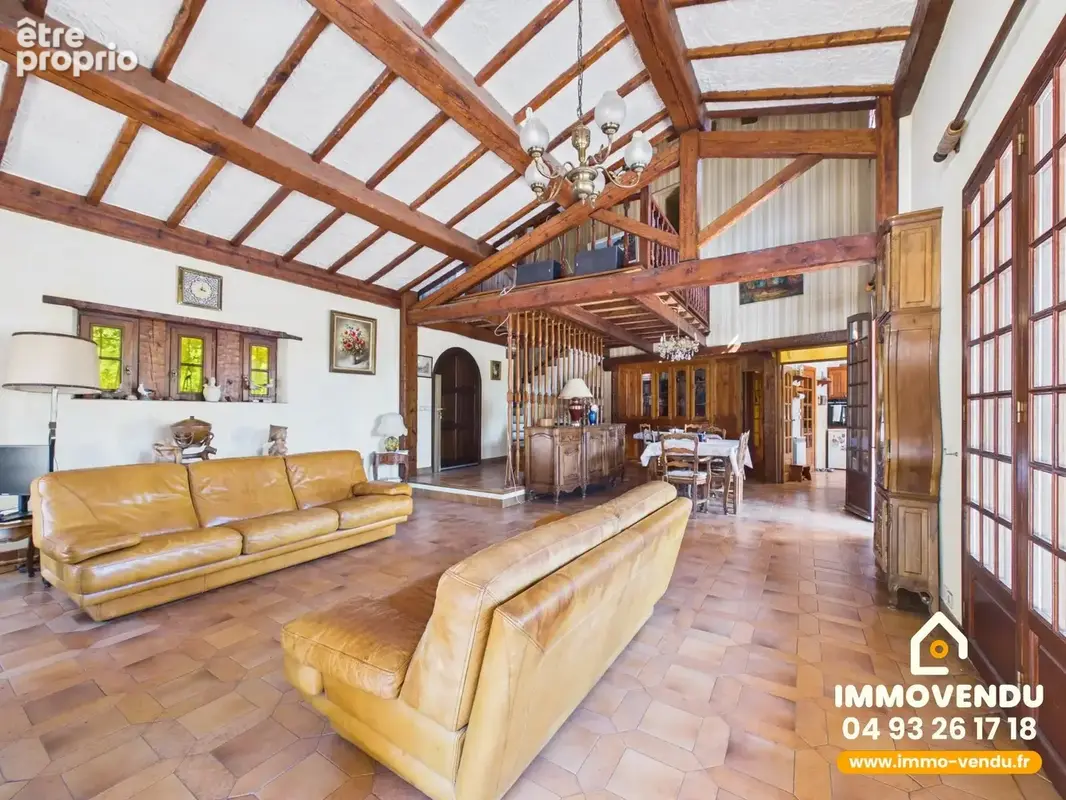 Maison 201,74² Terrain 1.781m² Piscine - La Gaude - photo 8