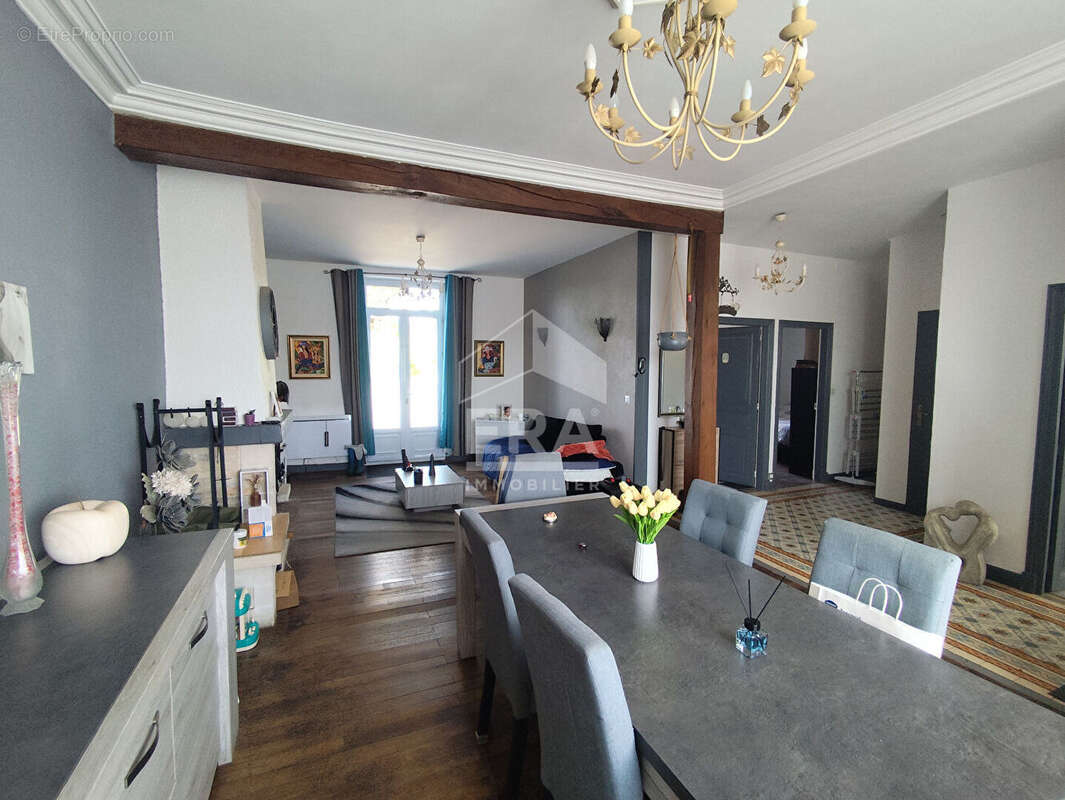 Maison 133 m² à Availles-Limouzine  - photo 3