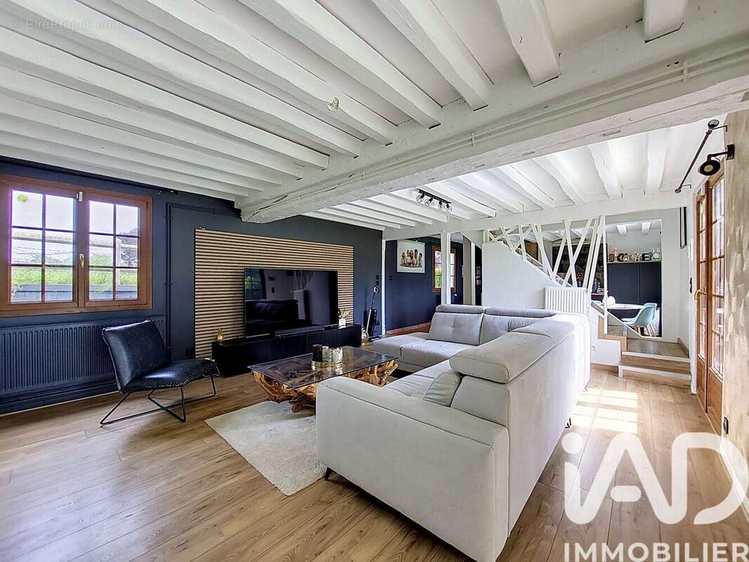 Maison 170 m² à Emanville  - photo 2