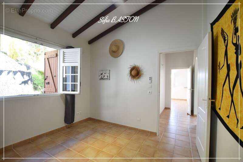 Maison à LES TROIS-ILETS