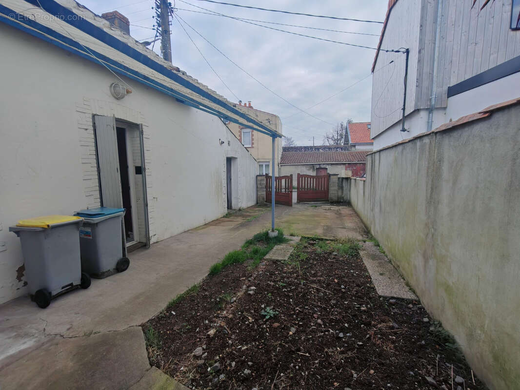 Maison à LA MONTAGNE