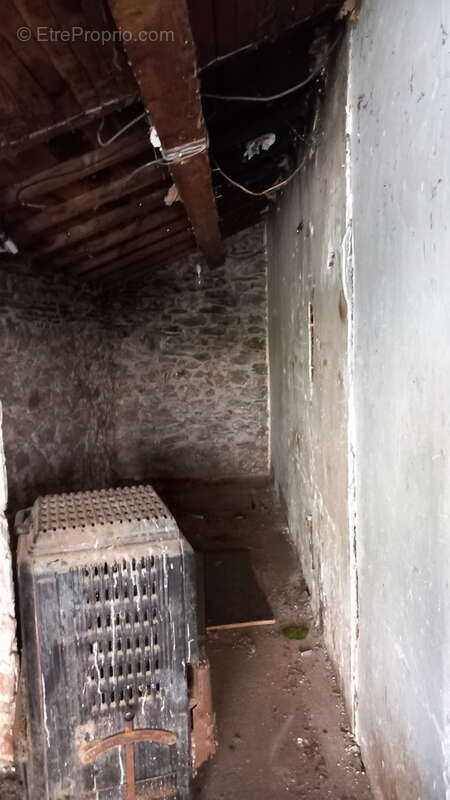 Maison à COLOMBIERES-SUR-ORB