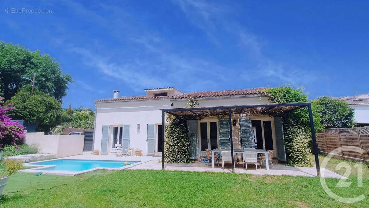Maison à LA COLLE-SUR-LOUP