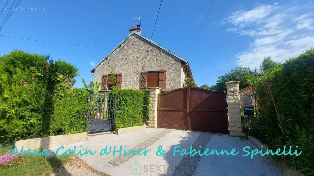 Maison à CHAVONNE