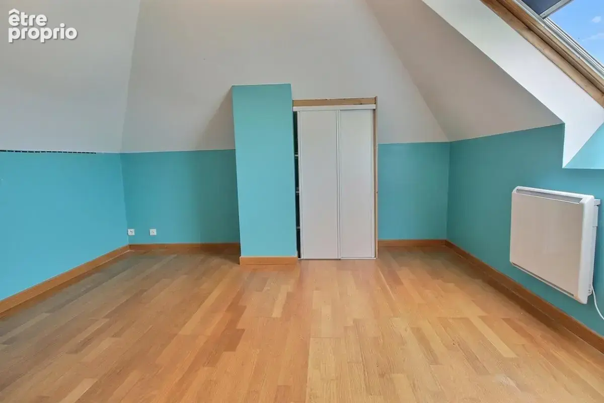 Exclusivité - Maison de 150 m² + sous-sol total et garage extérieur de 70 m² proche des commodités à Châteauneuf sur Loire - photo 6