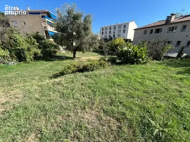 Terrain à bâtir de 340 m² à VENCE (06) - photo 2