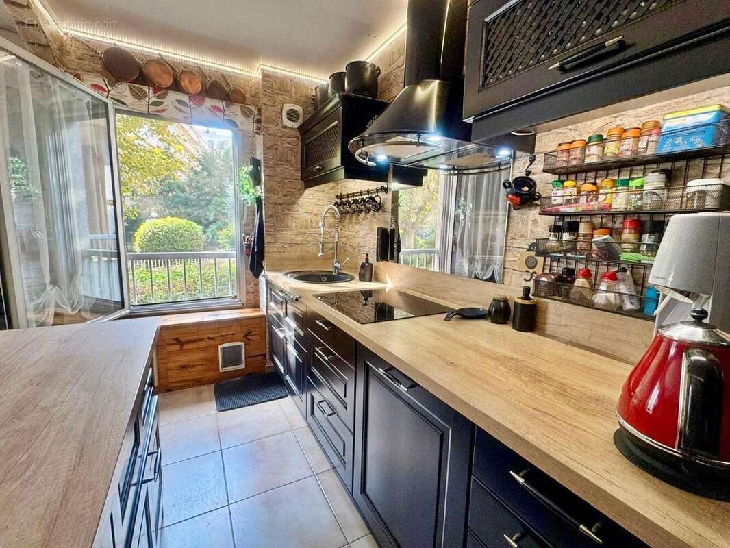   - Appartement à NICE