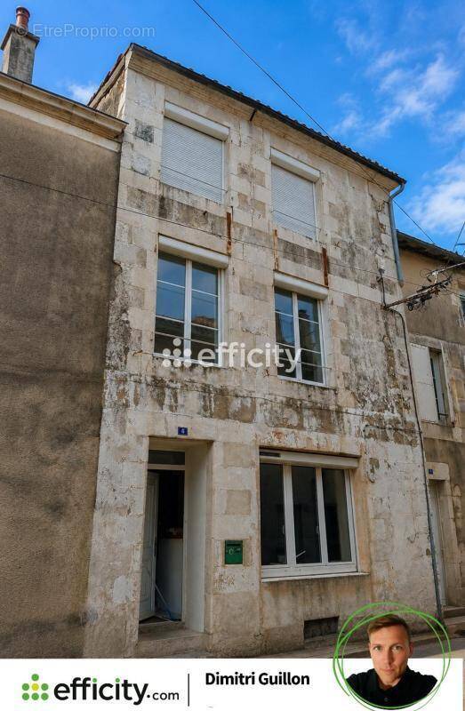 Maison à CIVRAY