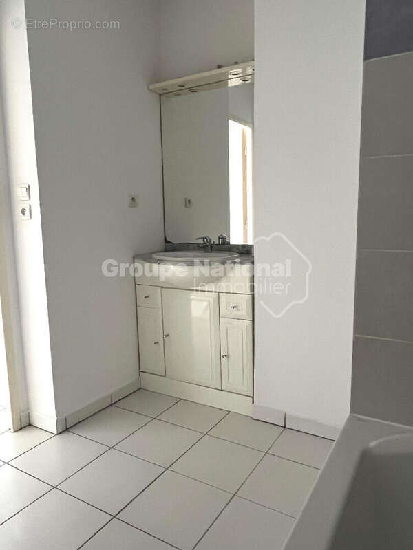 Appartement à LE LUC