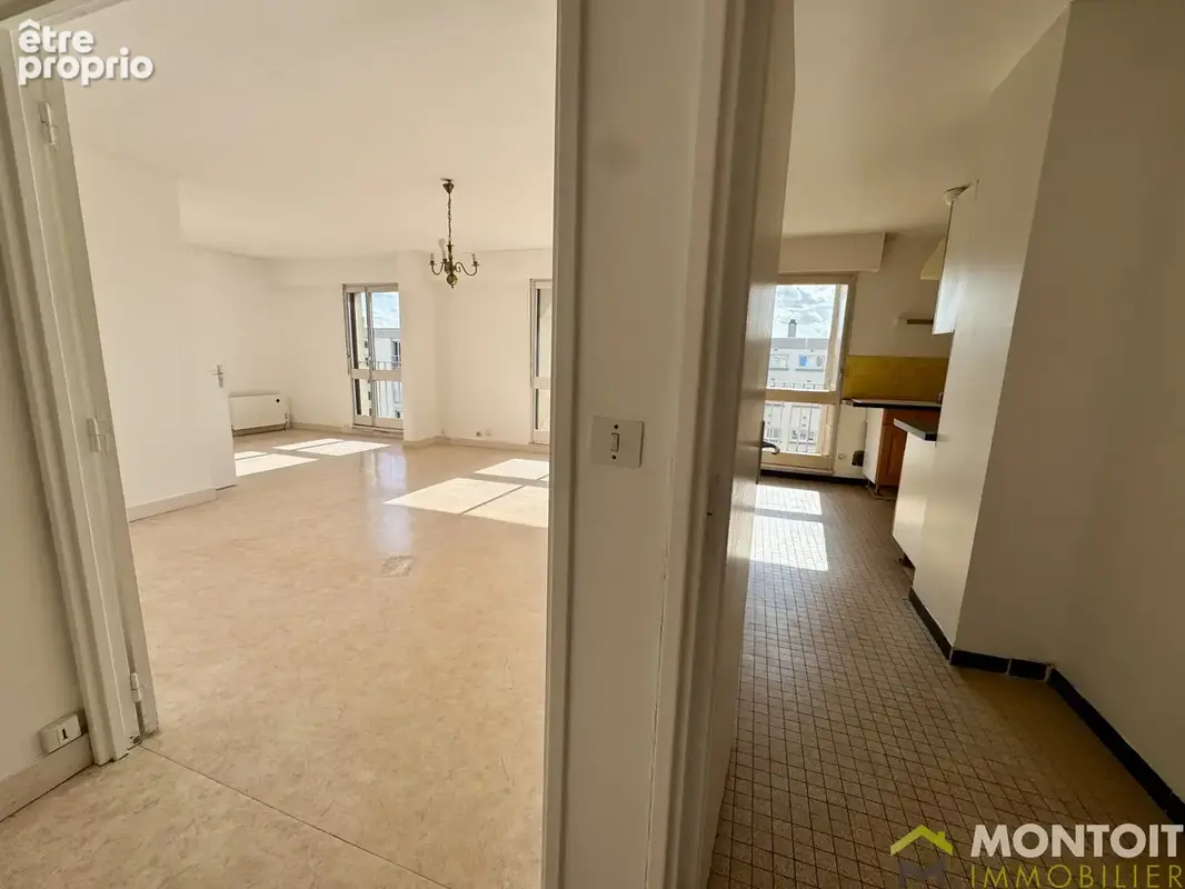 Appartement 4P - 80 m2 - 2 chambres - cave - parking sous-sol et parking exterieur - photo 5