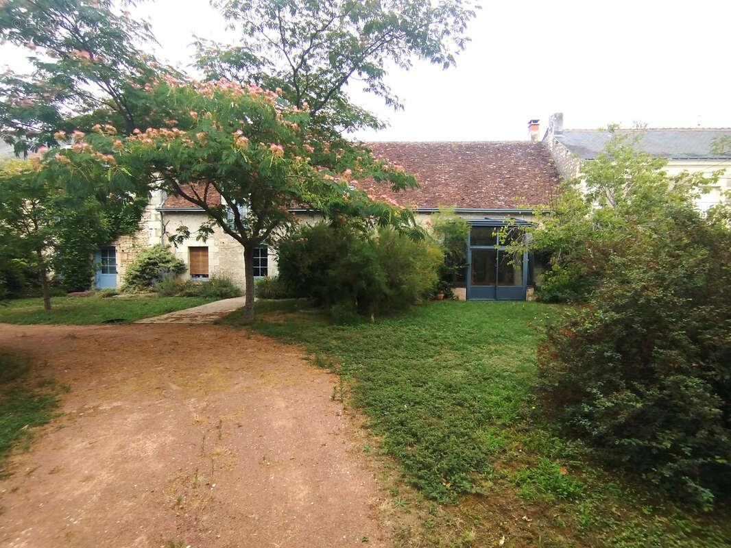 Maison à PARCAY-SUR-VIENNE