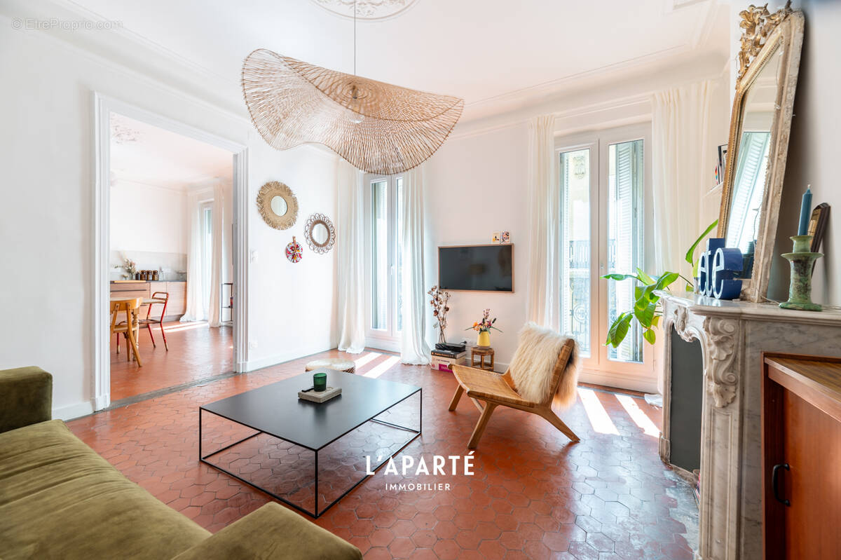 Appartement à MARSEILLE-6E