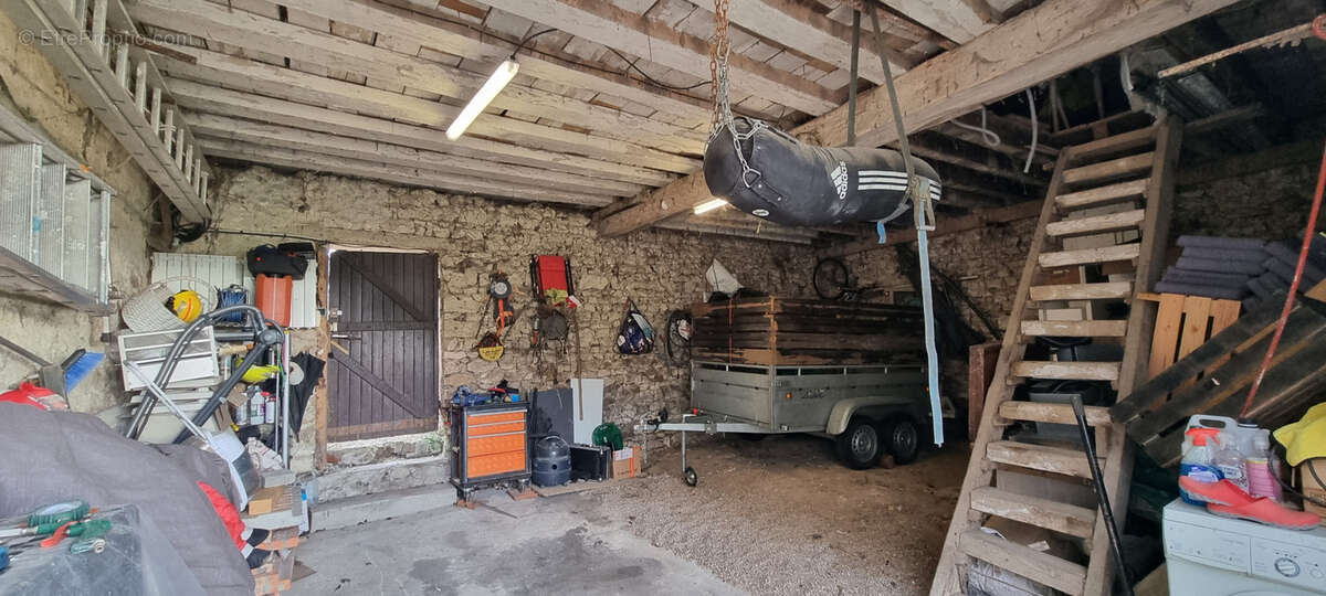 Maison à LONGUEVILLE