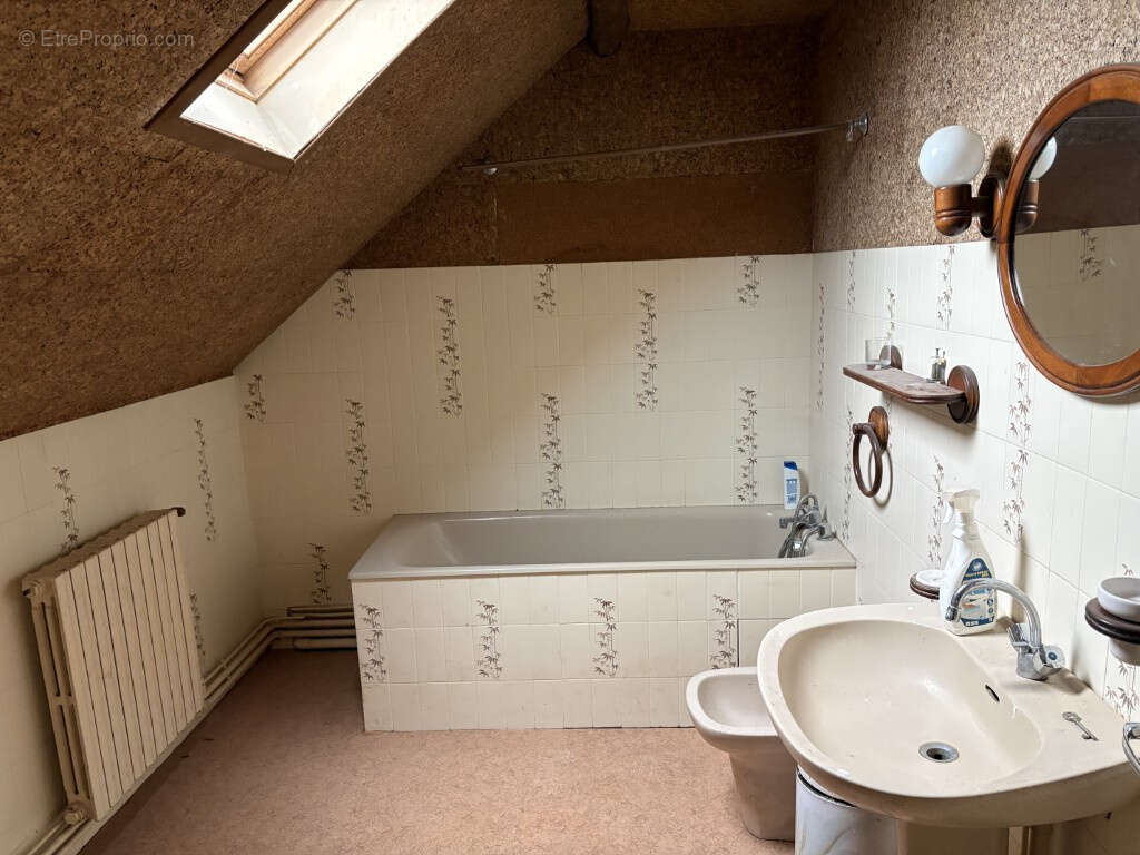 Maison à MASSERET
