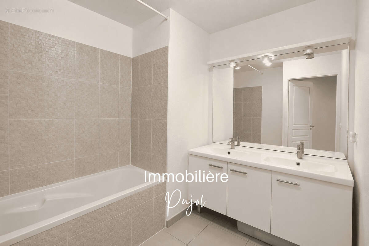 Appartement à MARSEILLE-4E