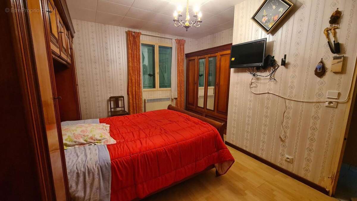 Maison à SAINT-PAUL-CAP-DE-JOUX