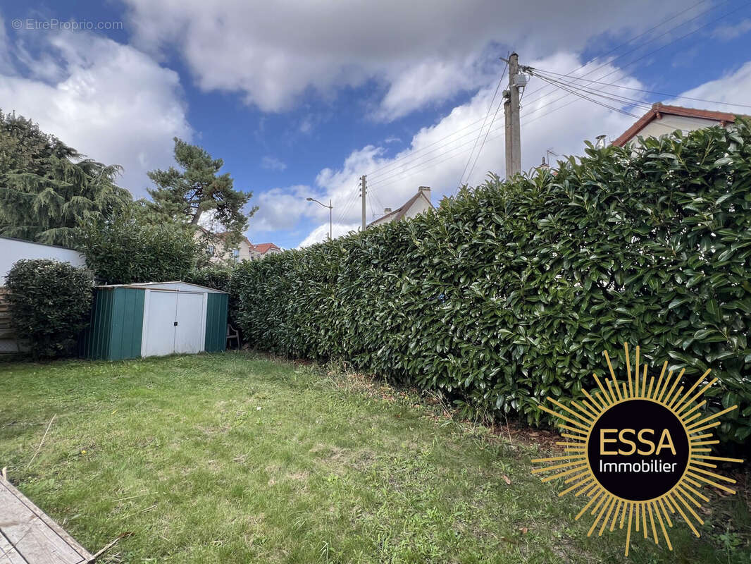 Maison à ROCQUENCOURT