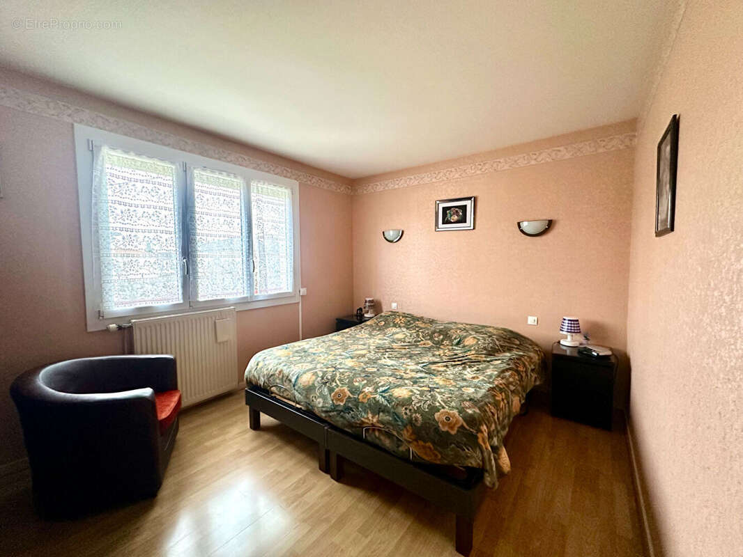 Maison 106 m² à Poitiers  - photo 8