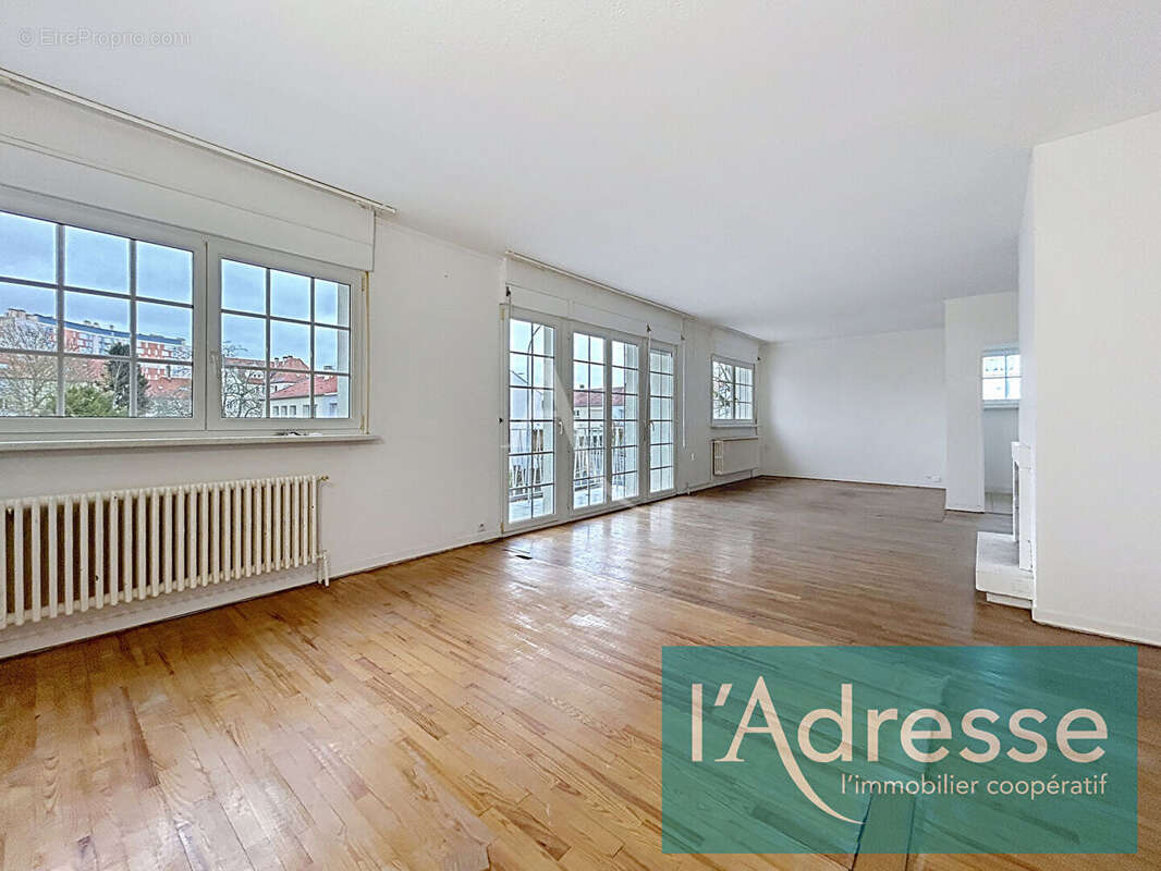 Maison Montigny Les Metz - 6 pièces 118 m² - 3 chambres - jardin - garage - photo 2