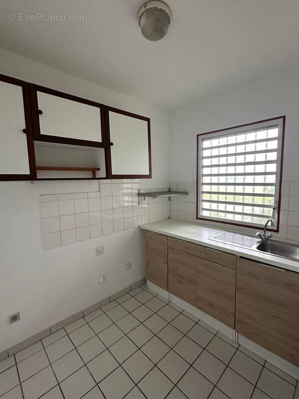 Appartement à KOUROU