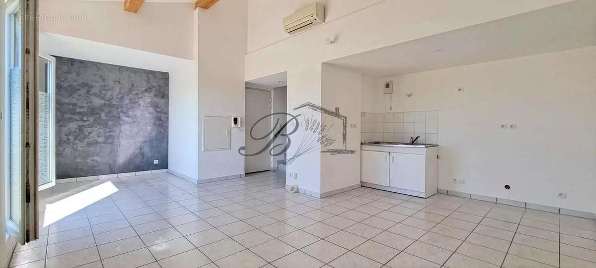 Appartement à PERTUIS