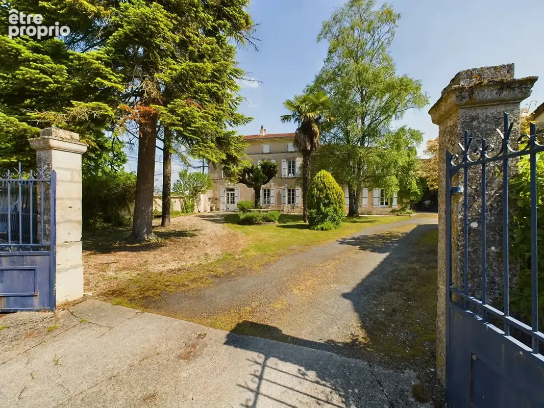 Maison à NERE