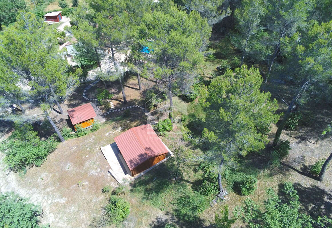 Maison à SIMIANE-COLLONGUE