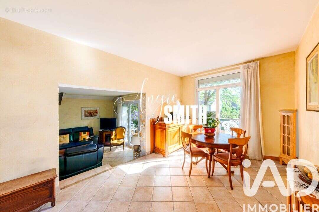 Photo 3 - Maison à TAVERNY