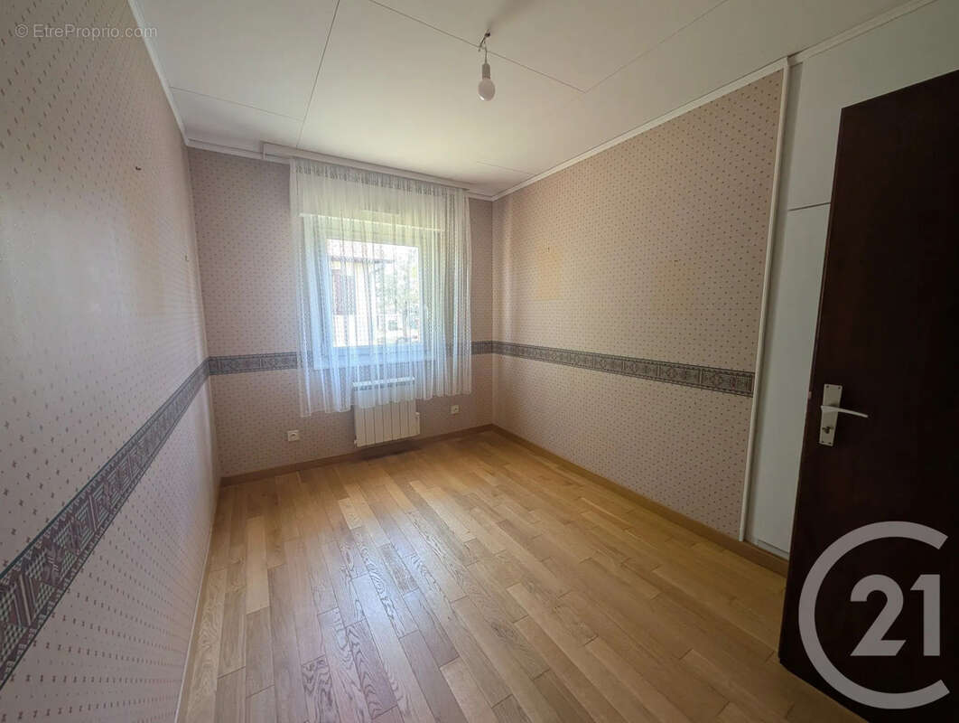 Maison 174 m² à Sarry  - photo 9