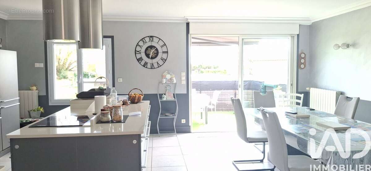 Photo 3 - Maison à YVES