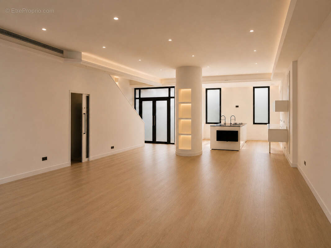 13008 Carré d'or - Propriété de caractère avec jardin et piscine   Marseille - photo 4