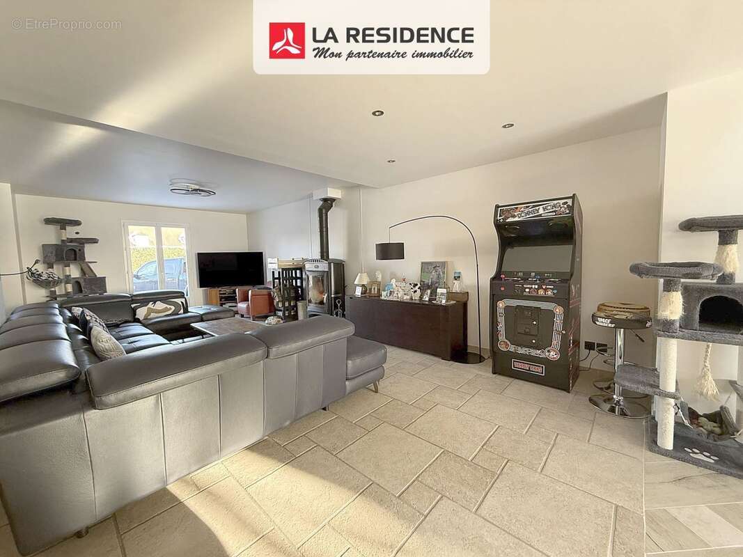 Maison à BONNIERES-SUR-SEINE