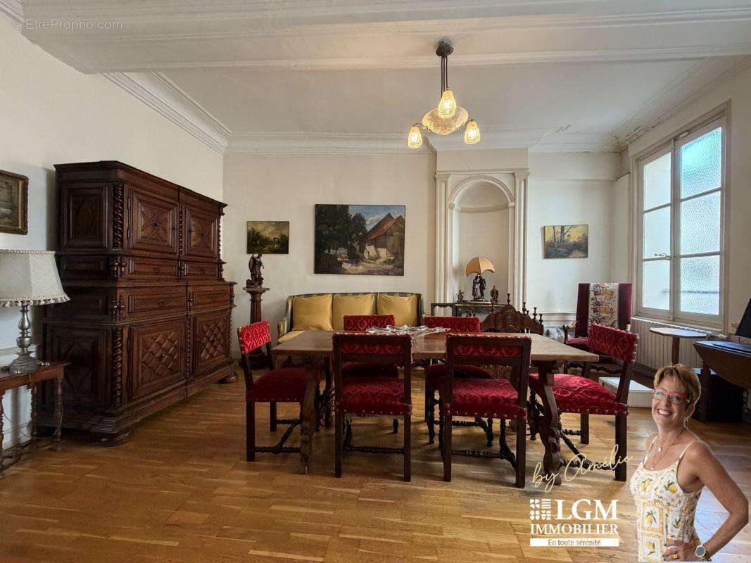 Demeure d'exception au cœur du vieux Château-Thierry -5 Chambres, un appartement - 319 m² d'histoire ! - photo 7