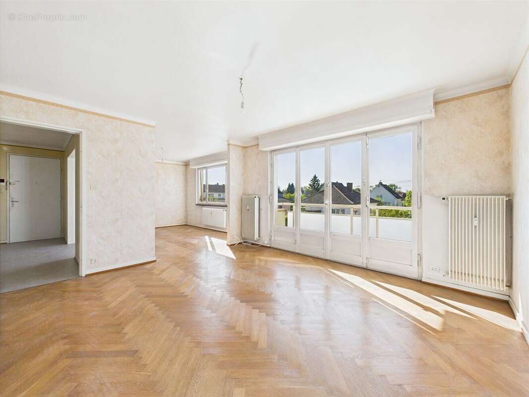 La Wantzenau - F4 de 89.96 m² avec 2 balcons, un garage, une cave et un grenier - photo 5