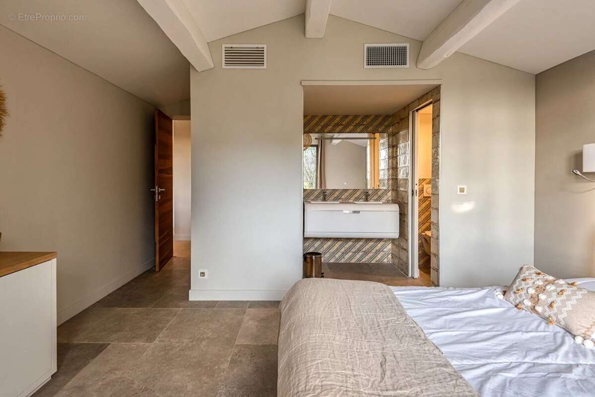 Maison à MAUSSANE-LES-ALPILLES