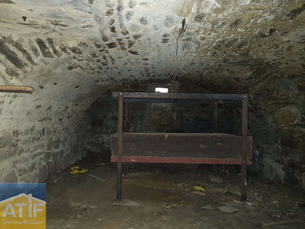 Maison à NOIRETABLE