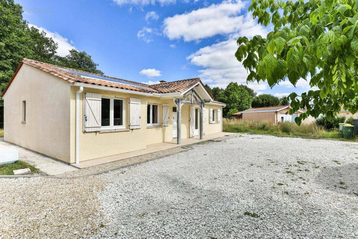 Maison à SAINT-MAGNE