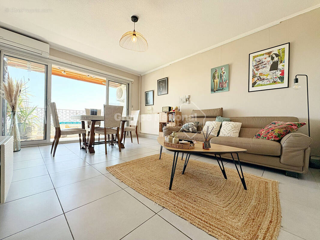 Appartement à SALON-DE-PROVENCE
